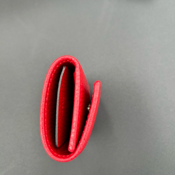 Authentic Gucci Key Case Color Red Women Fashion W 9.5cm H 7cm D 1cm - Picture 13 of 14